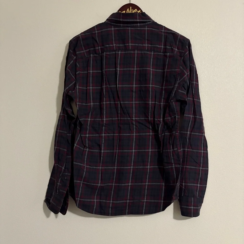 Banana Republic Men’s Button Down Untucked Fit Plaid Shirt Size Small Gray Red